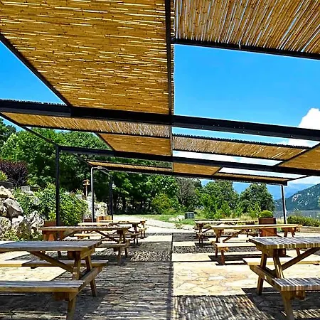 El Jou Nature Hotel