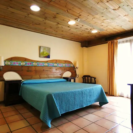 Szálloda El Jou Nature