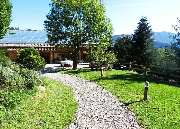 ホテル El Jou Nature Sant Corneli