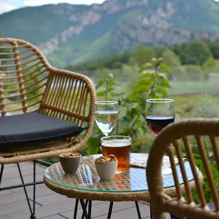 Familiar El Jou Nature Hotel