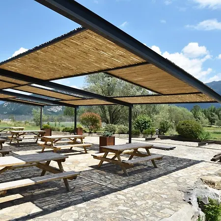 Familiar El Jou Nature Hotel 3*